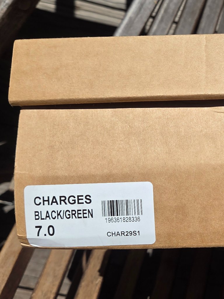 Steve Madden Charges Black Boots. Us7 (37). New W Box. — image 6 of 6